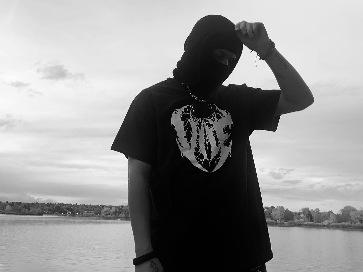 VILE //T-SHIRT (BLACK)